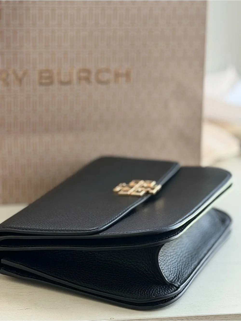 Tory Burch description please